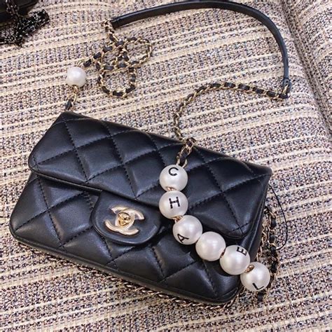 chanel pouch chain|Meer.